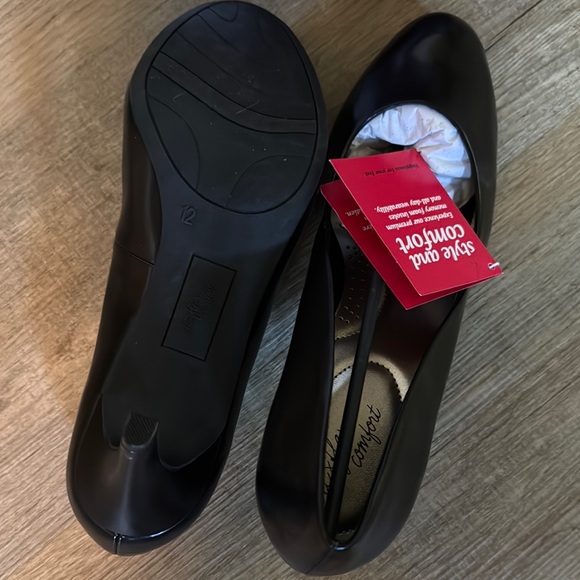 NEW! Dexflex Comfort Women's Black Heels, Size 12 - Picture 3 of 3